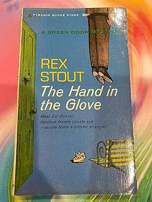 Seller image for THE HAND IN THE GLOVE a green door mystery for sale by Happy Heroes