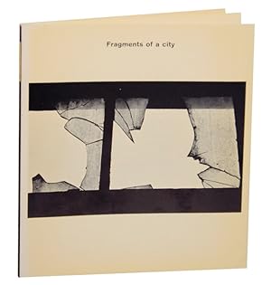 Image du vendeur pour Fragments of a City: Chicago Photographs mis en vente par Jeff Hirsch Books, ABAA