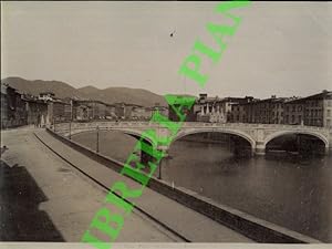 Pisa. Ponte Solferino e Lungarno.