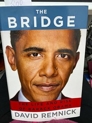 Bild des Verkufers fr The Bridge: The Life and Rise of Barack Obama zum Verkauf von bookmarathon
