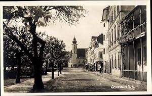 Ansichtskarte / Postkarte Aschach an der Donau Oberösterreich, Straßenpartie, Kirche