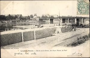 Ansichtskarte / Postkarte Levallois Perret Hauts de Seine, Bords de la Seine, les deux Ponts, le ...