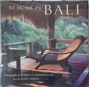 Immagine del venditore per At Home in Bali venduto da SEATE BOOKS