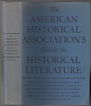 Image du vendeur pour The American Historical Association's Guide to Historical Literature mis en vente par Between the Covers-Rare Books, Inc. ABAA