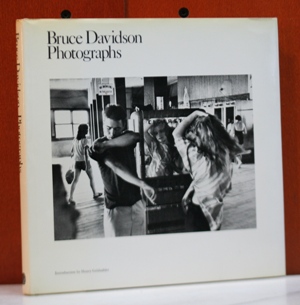 Bruce Davidson Photographs. Introduction by Henry Geldzahler with 130 illustrations.