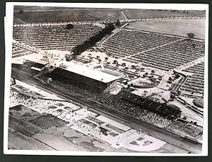 Immagine del venditore per Photo Ansicht Santa Anita, CA, Annual Handicap, Fliegeraufnahme der Rennstrecke venduto da Bartko-Reher