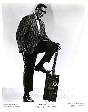 BO DIDDLEY WITH GUITAR PHOTO 8'' x 10'' inch Photograph