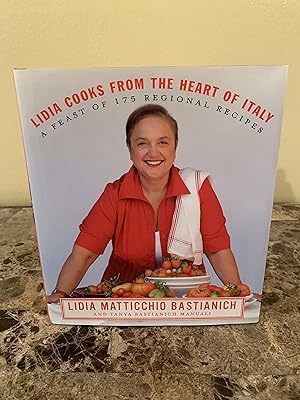 Image du vendeur pour Lidia Cooks From the Heart of Italy: A Feast of 175 Regional Recipes mis en vente par Vero Beach Books