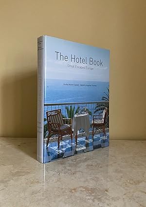 Bild des Verkufers fr The Hotel Book | Great Escapes Europe zum Verkauf von Little Stour Books PBFA Member