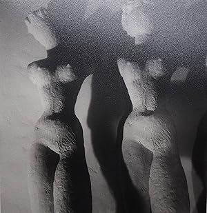 Imagen del vendedor de 2 Keramik-Figuren. Orig.-Photographie (Silbergelatine) von 1937. a la venta por Antiquariat Haufe & Lutz