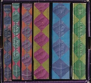 Bild des Verkufers fr Box set 1-6 Harry Potter and the; Sorcerers Stone (Philosophers stone) , Chamber of Secrets, Prisoner of Azkaban, Goblet of Fire, Order of the Phoenix, Half Blood Prince : Paperback zum Verkauf von Caerwen Books