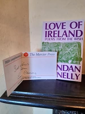 Imagen del vendedor de Love of Ireland: Poems from the Irish a la venta por Temple Bar Bookshop