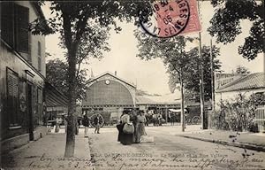 Image du vendeur pour Ansichtskarte / Postkarte La Garenne Bezons Hauts de Seine, Le Marche et la Rue Voltaire mis en vente par akpool GmbH