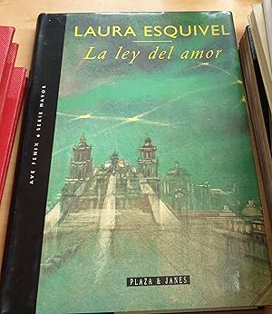 Imagen del vendedor de La ley del amor a la venta por Outlet Ex Libris