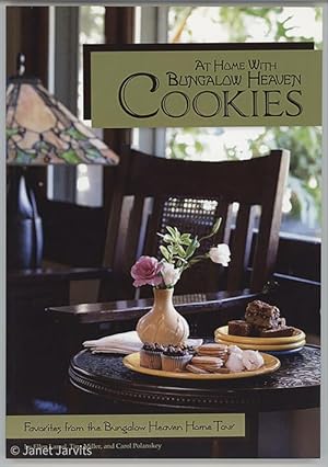 Immagine del venditore per At Home With Bungalow Heaven Cookies : Favorites from the Bungalow HeavenHome Tour venduto da cookbookjj