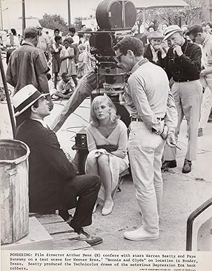 Imagen del vendedor de Bonnie and Clyde (Original photograph taken on the set of the 1967 film) a la venta por Royal Books, Inc., ABAA