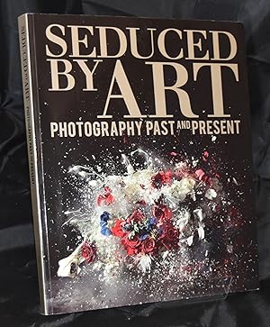 Immagine del venditore per Seduced by Art: Photography Past and Present (National Gallery London) (National Gallery London Publications) venduto da Libris Books