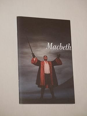 Bild des Verkufers fr Programmheft 1 Oper Halle 2010/11. Oper MACBETH von Piave, Verdi (Musik). Musikal. Ltg.: Karl-Heinz Steffens, Insz.: Axel Khler, Bhnenbild: Hartmut Schrghfer, Kostme: Andrea Eisensee. Mit Karsten Mewes (Macbeth), Reinhard Lehmann (Duncan), Romelia Lichtenstein (Lady Macbeth), Ki-Hyun Park, Ines Lex, Ralph Ertel zum Verkauf von Fast alles Theater! Antiquariat fr die darstellenden Knste