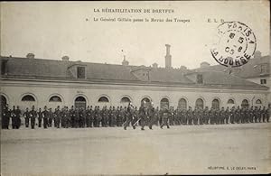 Seller image for Ansichtskarte / Postkarte La Rehabilitation de Dreyfus, General Gillain, Revue des Troupes for sale by akpool GmbH