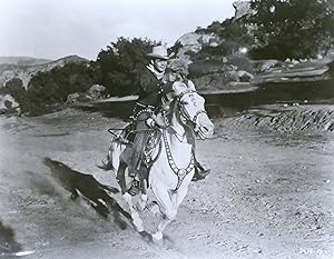 SUNSET CARSON ON HORSEBACK PHOTO 8'' X 10'' Inch Photograph