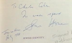 Image du vendeur pour JEWISH IDENTITY: A Social Psychological Perspective (SAGE Library of Social Research ,Volume 48) - Signed by the author, Simon N. Herman) mis en vente par Chapter 1