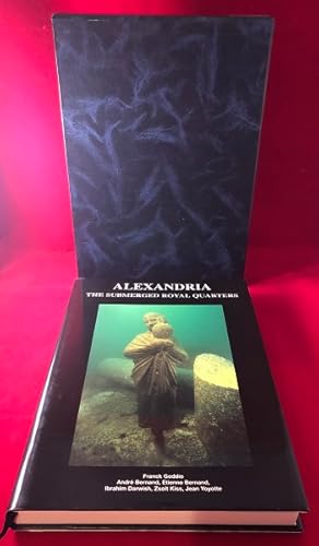 Image du vendeur pour Alexandria: The Submerged Royal Quarters (w/ Slipcase) mis en vente par Back in Time Rare Books, ABAA, FABA