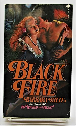 Imagen del vendedor de Black Fire a la venta por Book Nook
