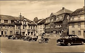 Bild des Verkufers fr Ansichtskarte / Postkarte Bad Blankenburg in Thringen, Markt, Autos, Motorrder zum Verkauf von akpool GmbH