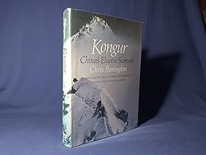 Image du vendeur pour Kongur, Chinas Elusive Summit(Hardback,w/dust jacket,1st Edition,1982) mis en vente par Codex Books