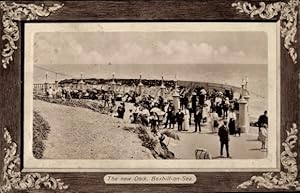 Seller image for Passepartout Ansichtskarte / Postkarte Bexhill on Sea Sussex England, The new Deck for sale by akpool GmbH