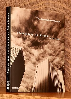 Image du vendeur pour PHOTOGRAPHY IN BOSTON mis en vente par Andre Strong Bookseller