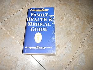 Immagine del venditore per Family Health & Medical Guide venduto da ralph brandeal