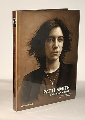 Bild des Verkufers fr Patti Smith: American Artist (First Edition) zum Verkauf von Dan Pope Books