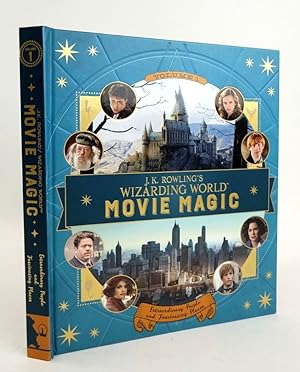 Bild des Verkufers fr J.K. ROWLING'S WIZARDING WORLD: MOVIE MAGIC VOLUME 1 EXTRAORDINARY PEOPLE AND FASCINATING PLACES zum Verkauf von Stella & Rose's Books, PBFA