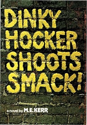 Seller image for DINKY HOCKER SHOOTS SMACK for sale by Type Punch Matrix