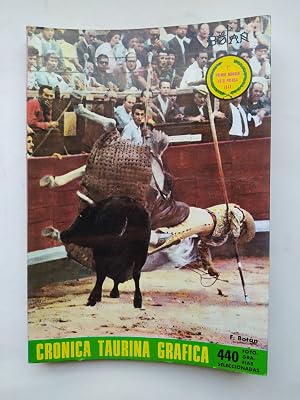 Seller image for CRONICA TAURINA GRAFICA. 1974. 440 FOTOGRAF�AS. VOL VOLUMEN VII. for sale by Traper�aDeKlaus