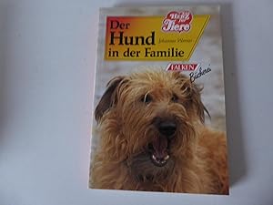 Bild des Verkufers fr Der Hund in der Familie. Falken Bcherei. Softcover zum Verkauf von Deichkieker Bcherkiste