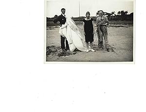 Very early photo of woman parachuter, c. 1910s