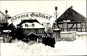 Bild des Verkufers fr Ansichtskarte / Postkarte Dresden Altstadt, Adams Gasthof im Winter zum Verkauf von akpool GmbH