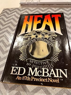 Imagen del vendedor de HEAT a novel of the 87th precinct a la venta por Happy Heroes