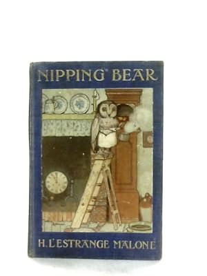 Imagen del vendedor de Nipping Bear a la venta por World of Rare Books