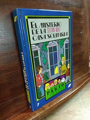 Imagen del vendedor de El misterio de la casa solitaria a la venta por Libros Antuano