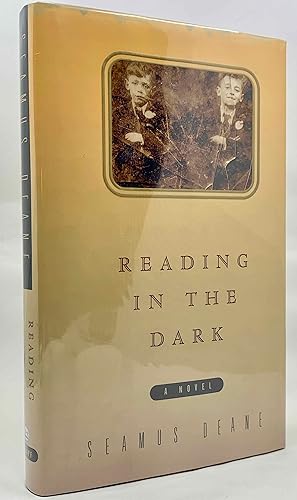Immagine del venditore per Reading In The Dark venduto da Zach the Ripper Books