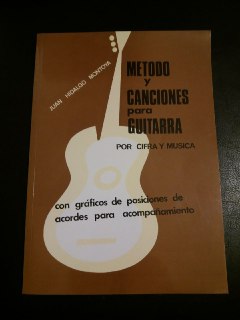 Imagen del vendedor de Mtodo y canciones para guitarra por cifra y msica. a la venta por Librera El Crabo