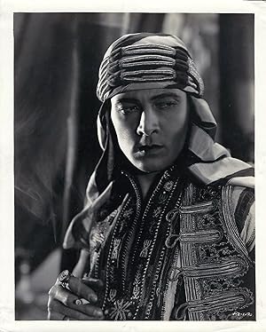 RUDOLPH VALENTINO / SON OF THE SHEIK (1926) Close-up photo