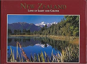 Bild des Verkufers fr New Zealand: Land of Light and Color zum Verkauf von Zoar Books & Gallery