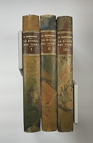 Bild des Verkufers fr La Russie des Tsars pendant la Grande Guerre (3 volumes) zum Verkauf von About Books