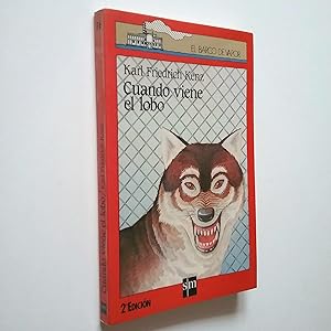 Seller image for Cuando viene el lobo for sale by MAUTALOS LIBRERA