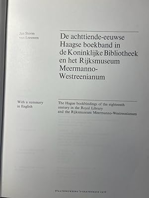 De achttiende-eeuwse Haagse boekband in de Koninklijke Bibliotheek en het Rijksmuseum Meermanno-W...