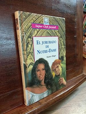 Imagen del vendedor de El jorobado de Notre-Dame a la venta por Libros Antuano
